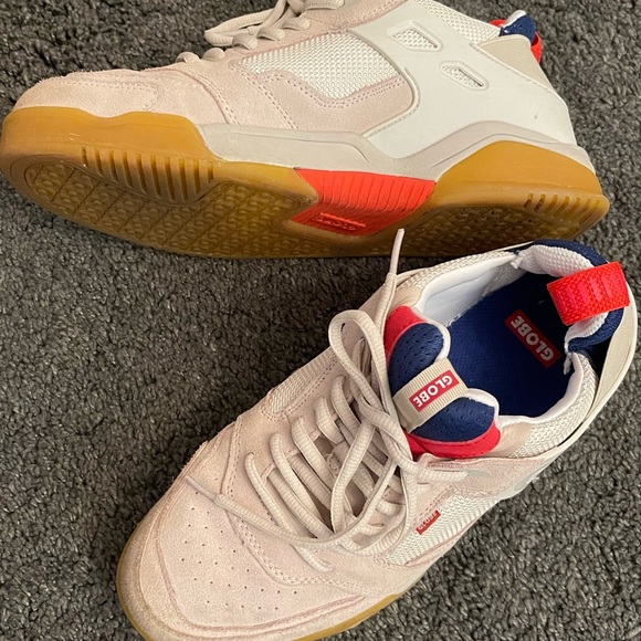 ✅SALE SALE SALE ✅GLOBES BOYS/MEN FOOTWEAR - Picture 3 of 7